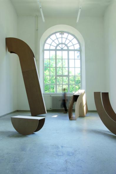 Lea Kuhl« Widerhall », bois, 2013,Kunstakademie Düsseldorf