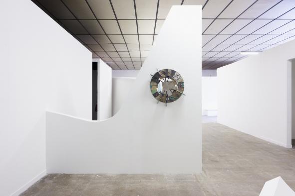 Néphéli Barbas « Les fondations mouvantes », 2025. Commissariat Léa Besson. Exposition au BBB centre d’art, Toulouse. Production BBB centre d’art, avec le soutien de la Fondation des artistes. Photo : Baptiste Dété, 2025.